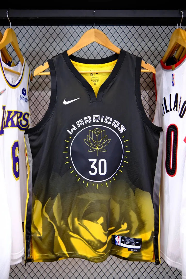 Camiseta NBA Regata Golden State Warriors 2022/2023 Nike Masculina - Preta e Amarela